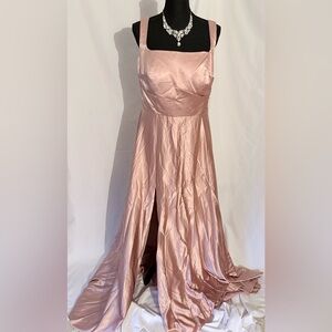 Elegant Pink Satin Evening Dress